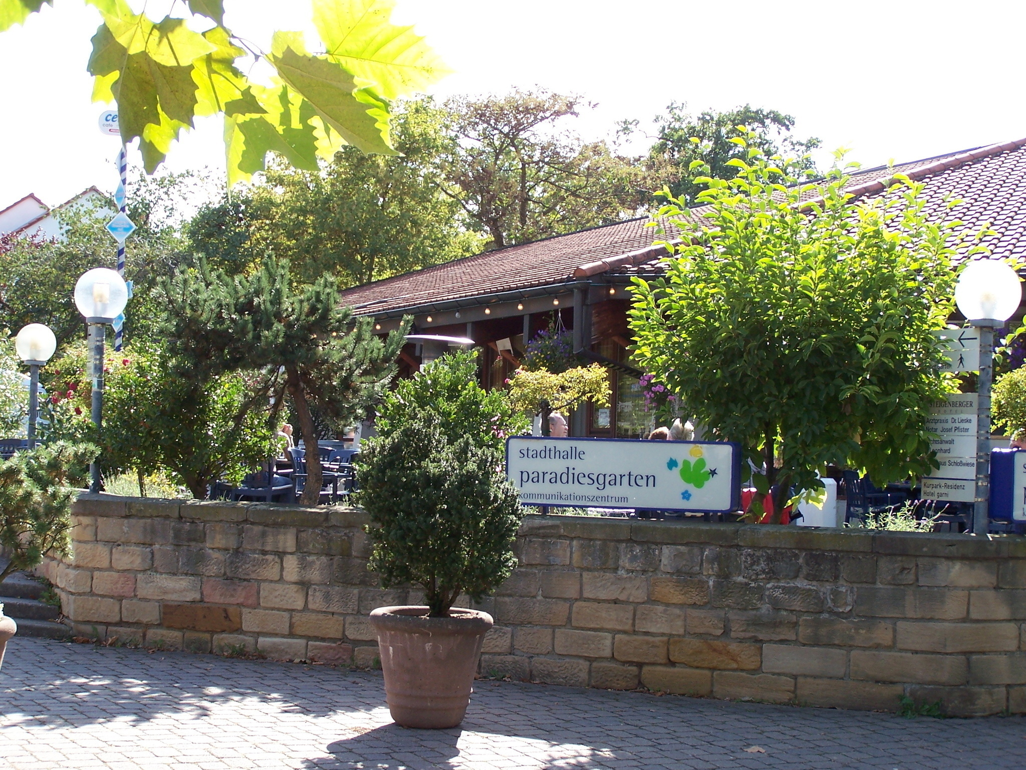 Stadthalle „Paradiesgarten“