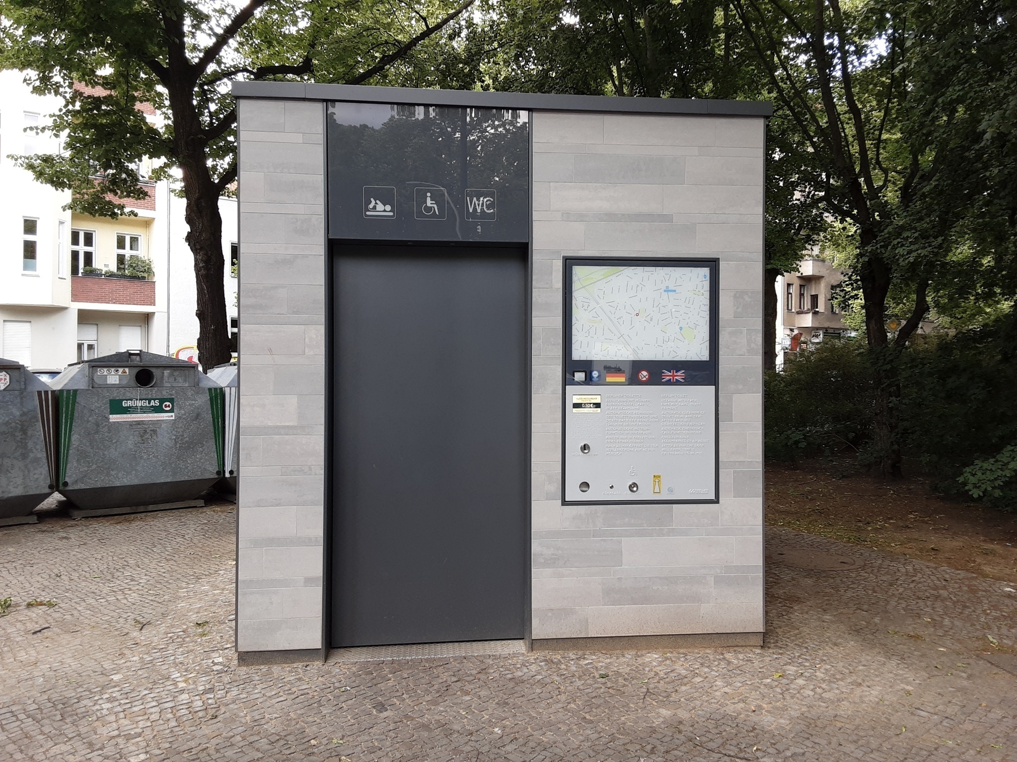 City Toilette Berlin Hochmeisterplatz