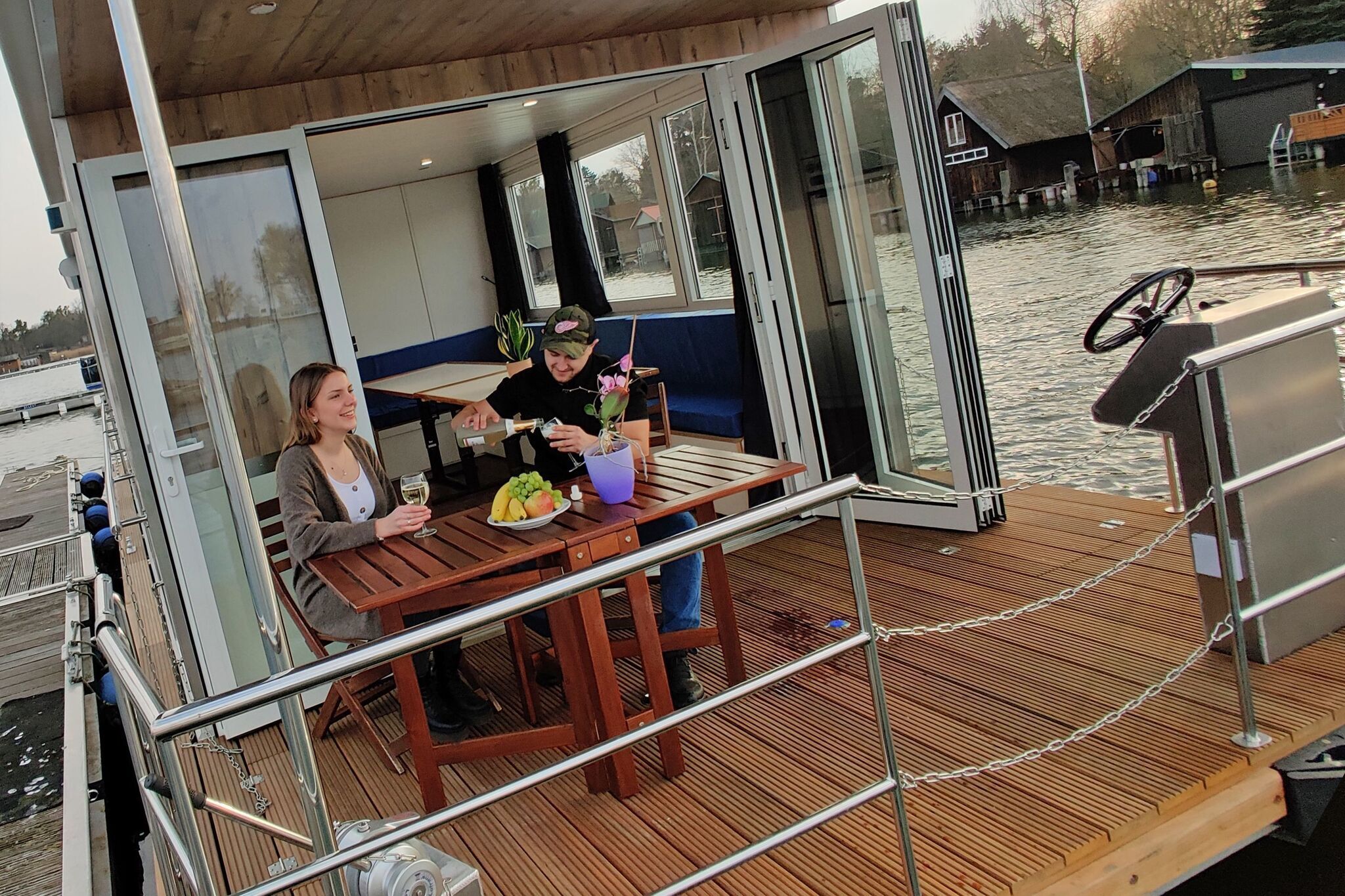 Saunaboot - Kuhnle-Tours -Hausboot