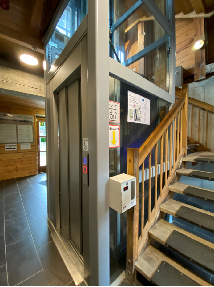 Gradierbau mit Aufzug