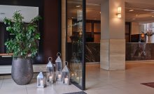 Adina Berlin Checkpoint Charlie - Hotellobby - ©Adina Hotels Europe Adina Berlin Checkpoint Charlie - Hotellobby - ©Adina Hotels Europe