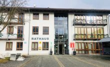 Außenansicht Gemeinde und Tourist Info Drachselsried - ©Tourist-Information TI Drachselsried Außenansicht Gemeinde und Tourist Info Drachselsried - ©Tourist-Information TI Drachselsried